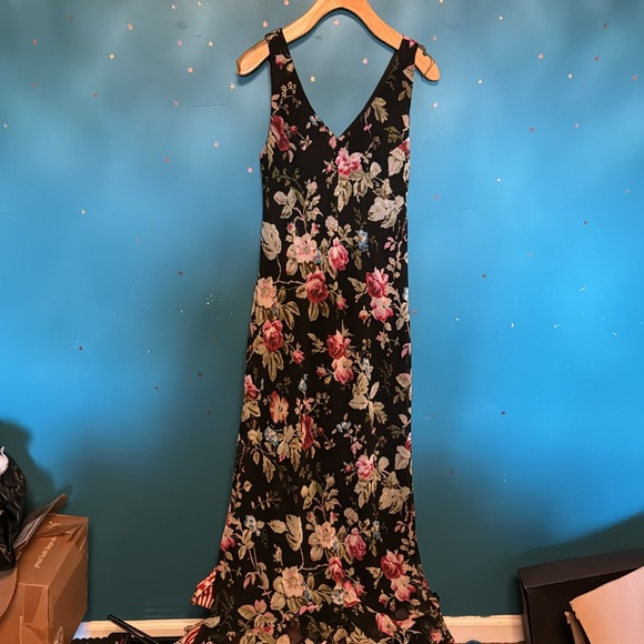 Sleeveless summer maxi - Picture 2 of 4